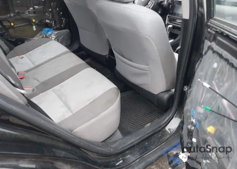 2018 Toyota Corolla Le из США, поврежденный, VIN 2T1BURHE2JC005435